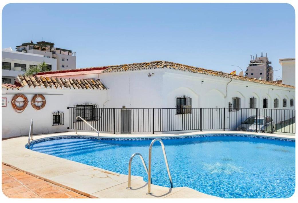 Вилла La Casa En La Carihuela Playa A 4 Minutos A Pie Торремолинос Экстерьер фото